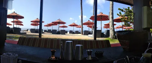 Vista Bar 1