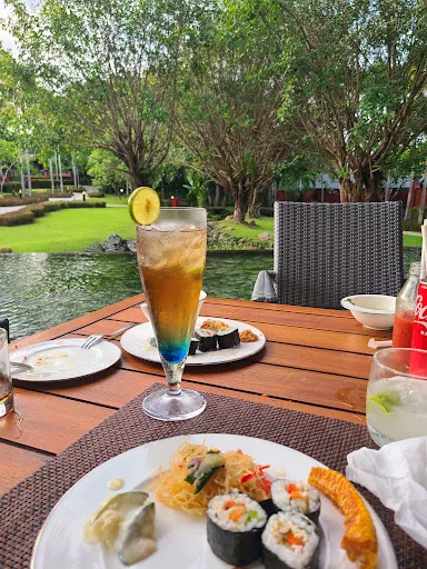 Nusa Dua lounge 2