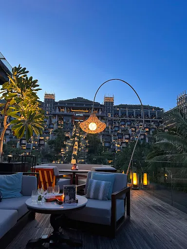 Pala Restaurant & Rooftop Bar 1