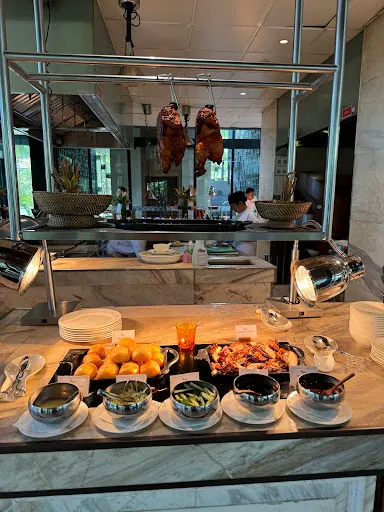 Pala Restaurant & Rooftop Bar 4