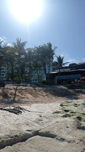 Nico Beach 4