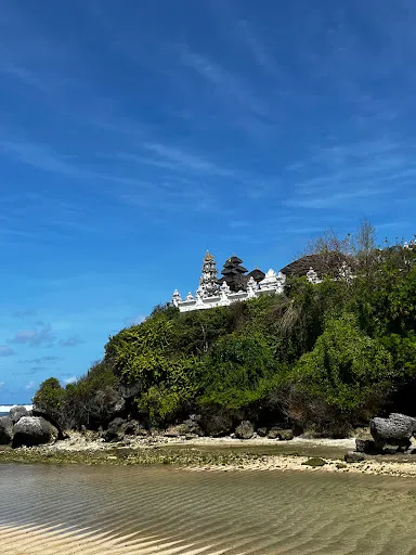 Teluk pantai geger 2