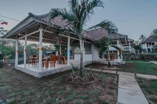 Paluh Beach Huts 3