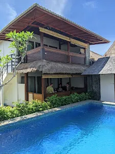 Ketut's Losmen Bungalows 4