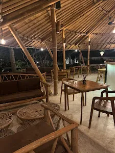 PAYODA WARUNG 3