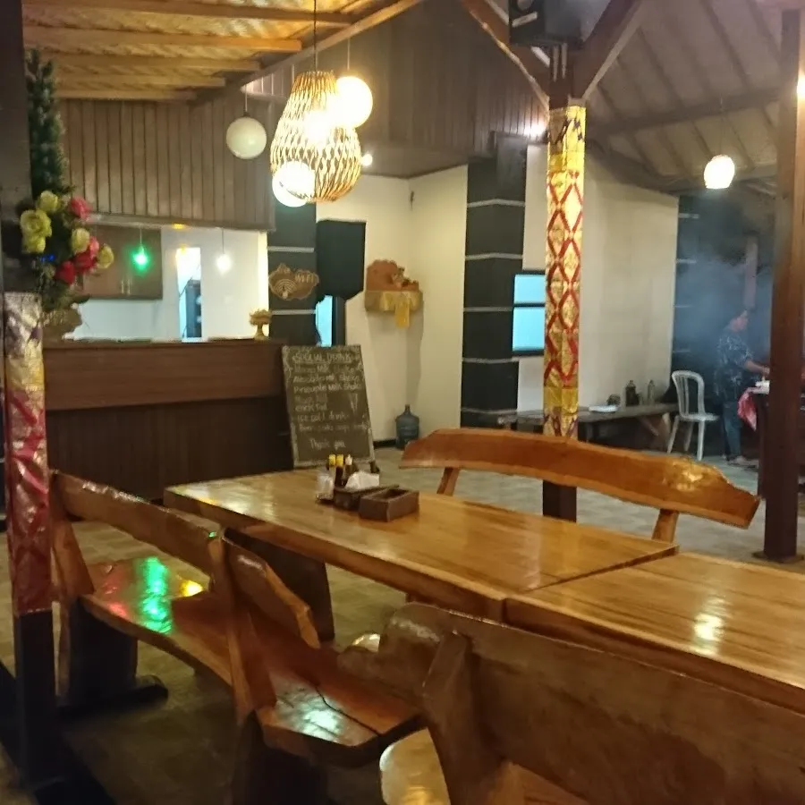 Warung Oka 4