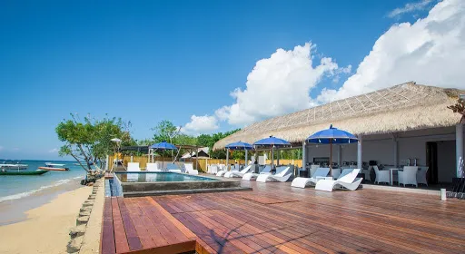 Mangrove Beach Club 3