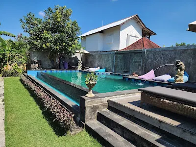 Dream Beach Hostel Lembongan 2