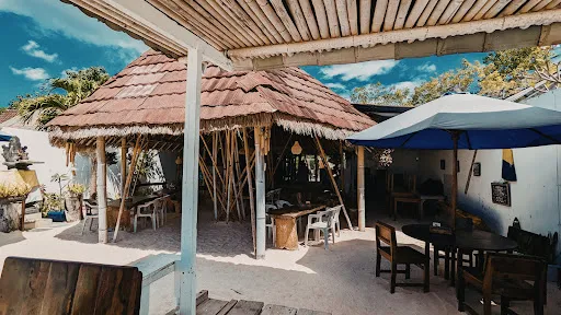 Warung Bambu 1