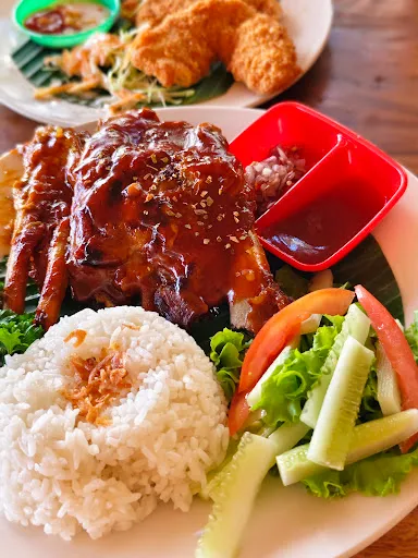 Warung Bambu 3