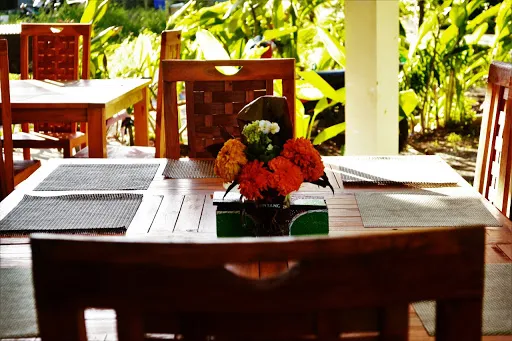 The Sampan - Breakfast, Lunch & Dinner 1