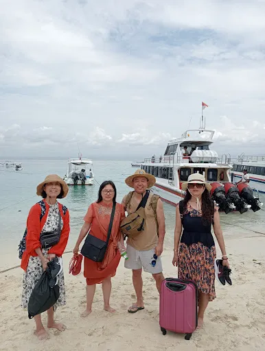 Tika lembongan transport 4