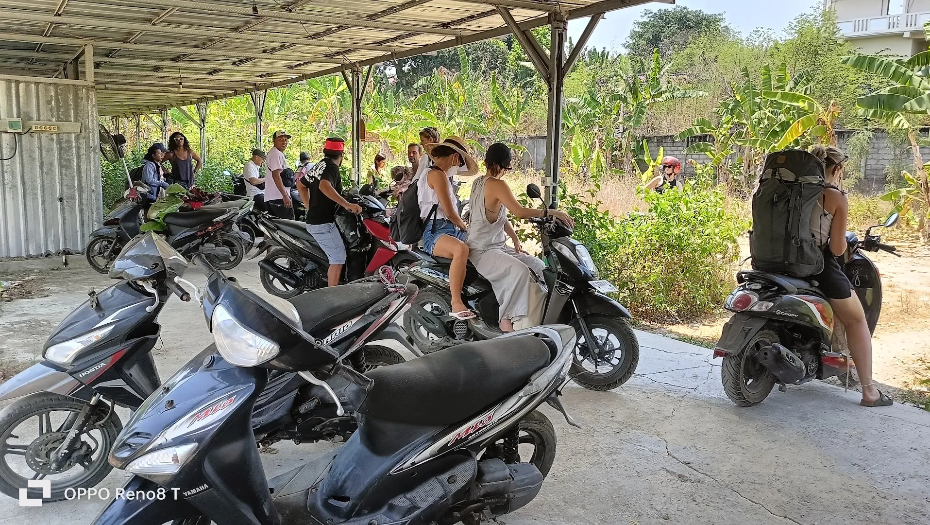 Ajoes Scooter Rental & Buggy car Rental Lembongan 1