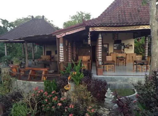 D.mas Huts Lembongan 1