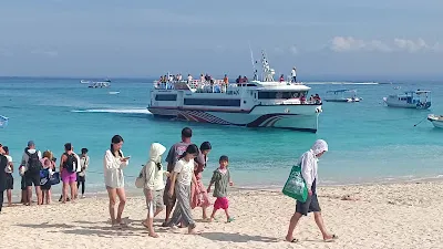 Lembongan Harbour