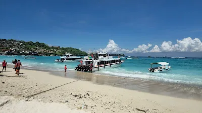 Lembongan Harbour 1