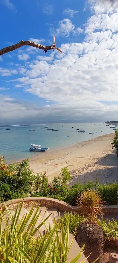 Lembongan Island Beach Villas 1