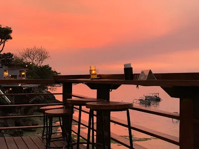 Lembongan Lux Restaurant & Bar 3