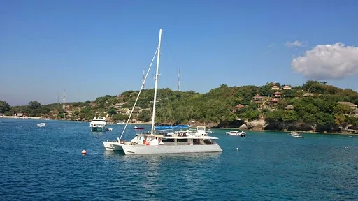 Bali Hai Cruises Pontoon 1