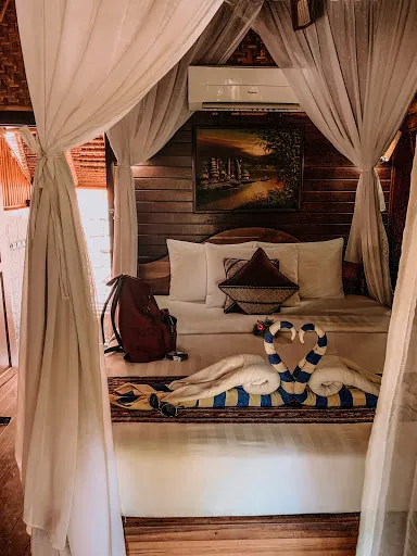 Alam Nusa Bungalow Huts&Spa 2
