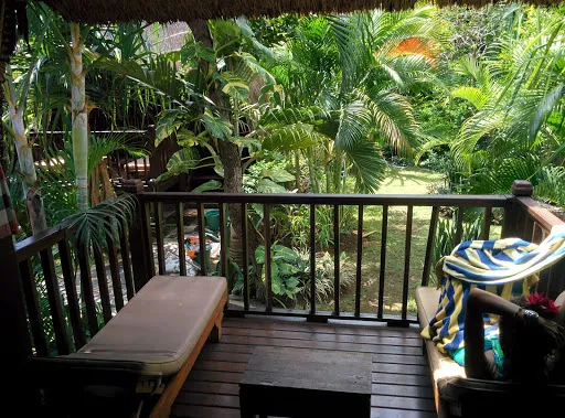 Alam Nusa Bungalow Huts&Spa 4