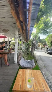 Lgood Bar And Grill Lembongan 4