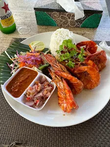 G_Pan Corner Bar and Grill Lembongan 2