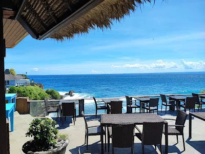 Three Island bar 3