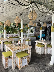 Sea Breeze Cafe Ceningan 2