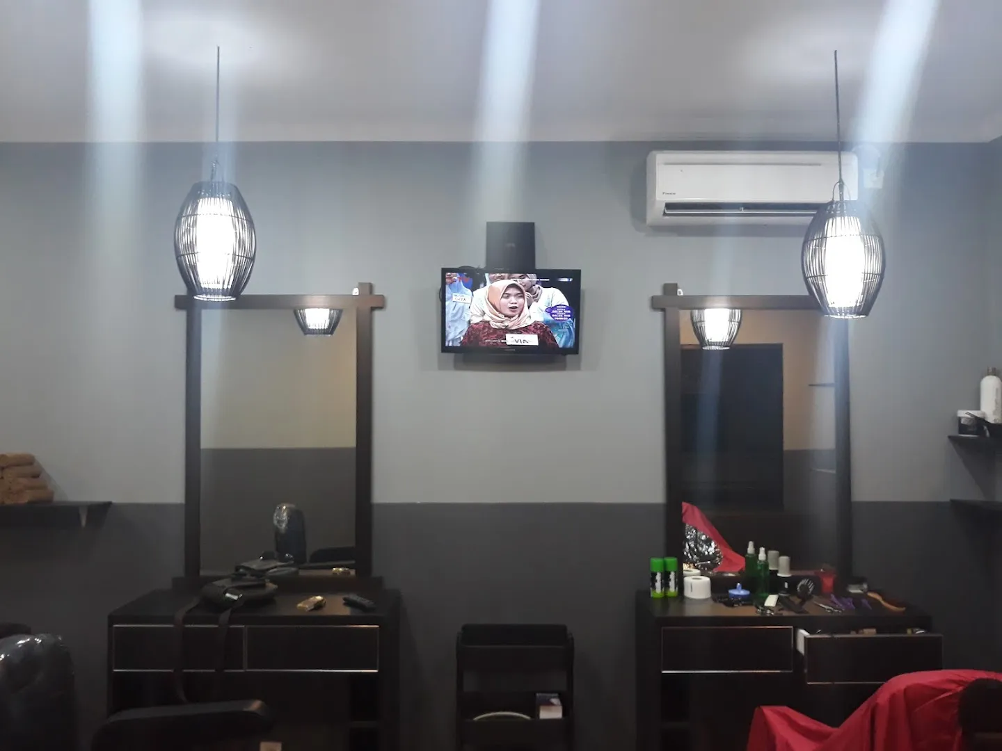 D&A Barbershop 3