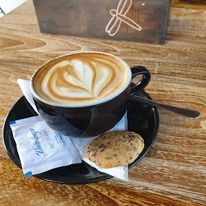 MYE Restaurant, Pastry and Bakery 3