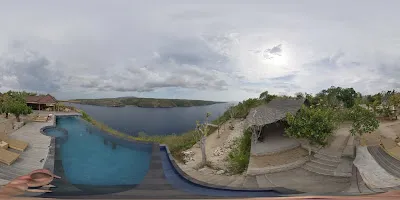 Ceningan Cliffs 2