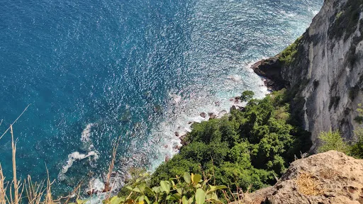 Banah Cliff Point 4