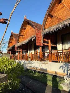 Seafood Restaurant & KELINGKING HOSTEL 1