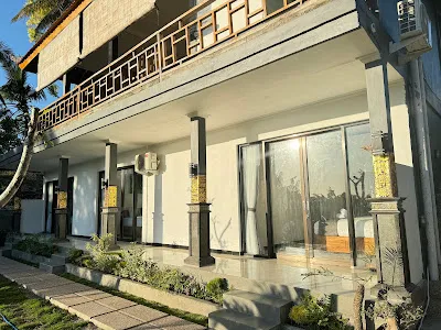 Seafood Restaurant & KELINGKING HOSTEL 2