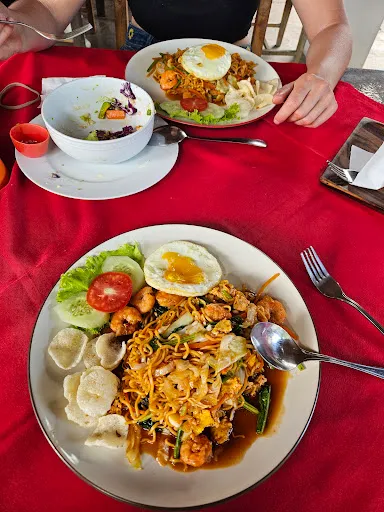 Warung NG (NG Restaurant) 4