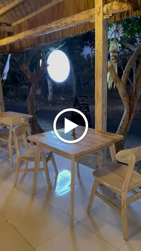 El Moon Penida 1