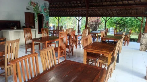 Kubu Reot Taman Asri 1