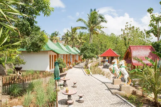 Kubu Reot Taman Asri 4
