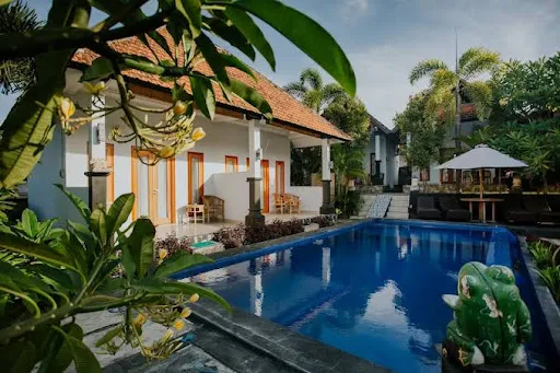The Sandat Bungalows 2
