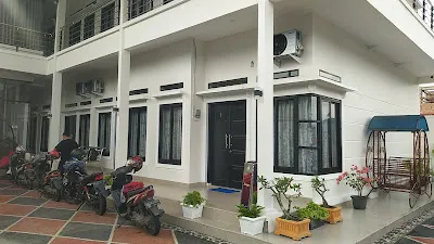 Full Moon Bungalows 2