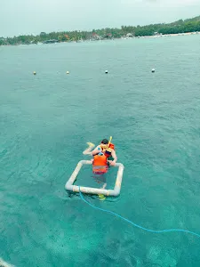 Mega Pontoon Quick Silver 4