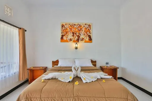 Mamaras Guest House 1