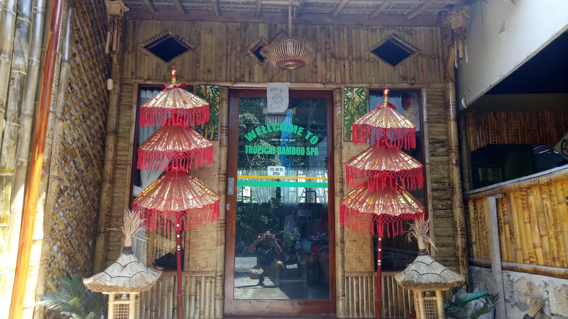 TROPICAL BAMBOO SPA 1