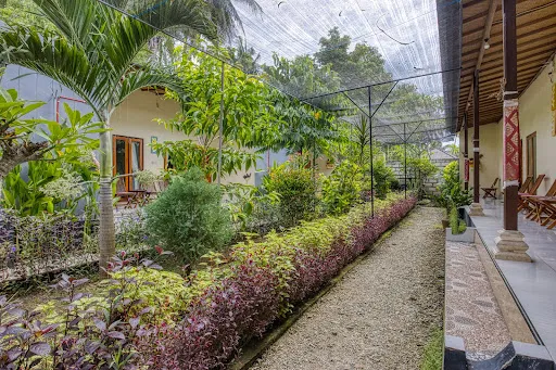 Akatara Hotel 2