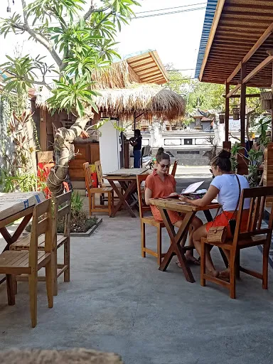 Warung Legong Nusa Penida 4
