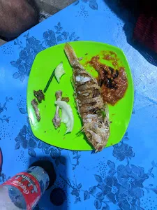 Warung Telaga Beach 4