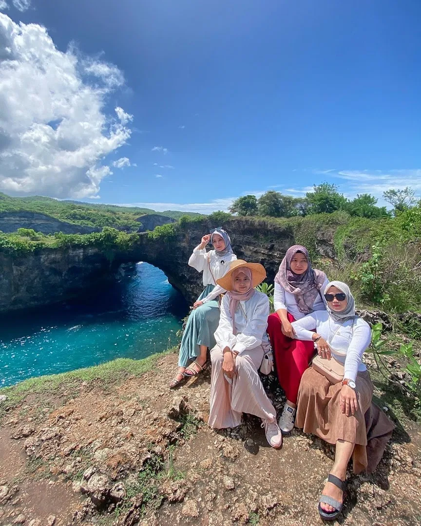 Sewa Mobil / Tour Nusa Penida Island 3
