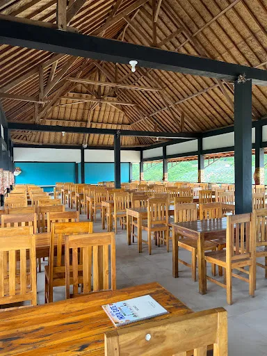 The MG Restaurant 4