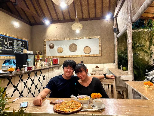 Wyn's Penida Cafe 1